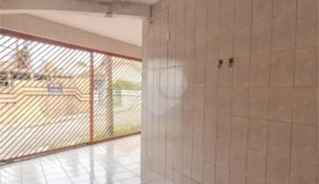 Sobrado à venda com 3 quartos em Vila Guilherme, São Paulo, SP