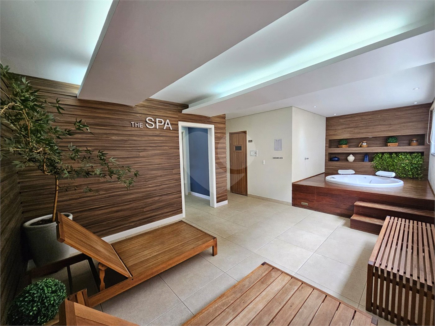 Apartamento à venda com 2 quartos, sendo 1 suíte, em Alto da Boa Vista, São Paulo, SP