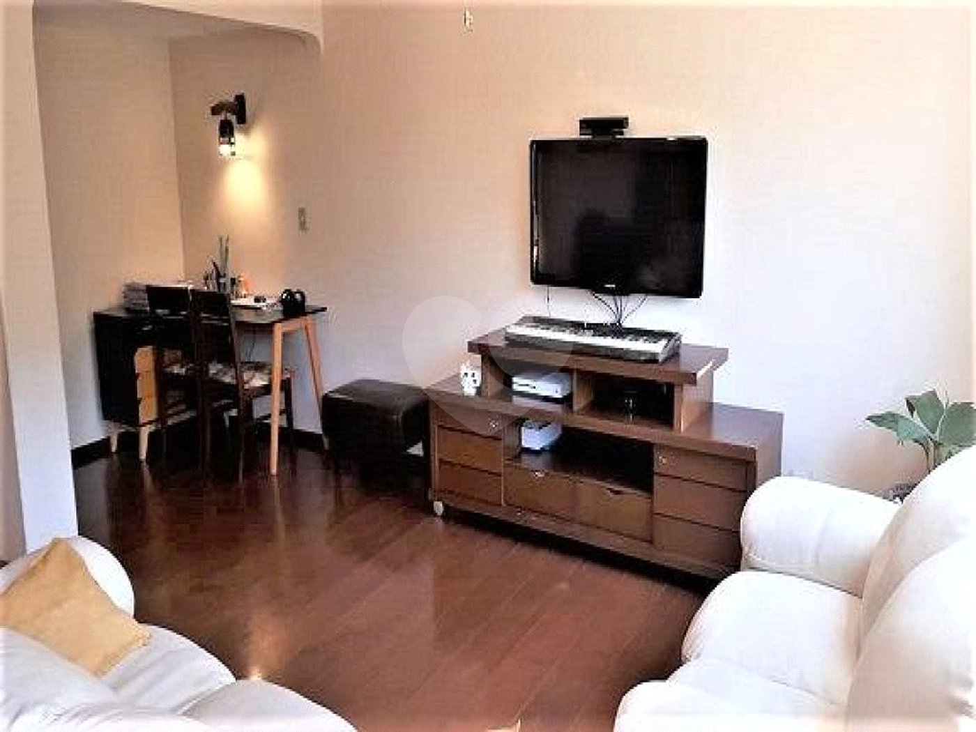 Casa à venda com 4 quartos, sendo 2 suítes,  em Jardim Olympia, São Paulo, SP