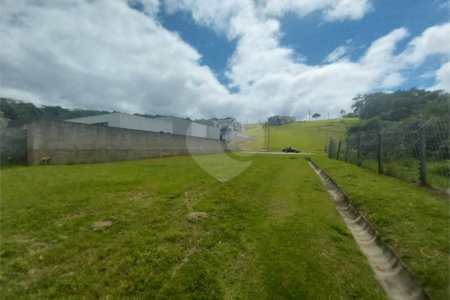 Terreno a venda no condominio Santa Isabel