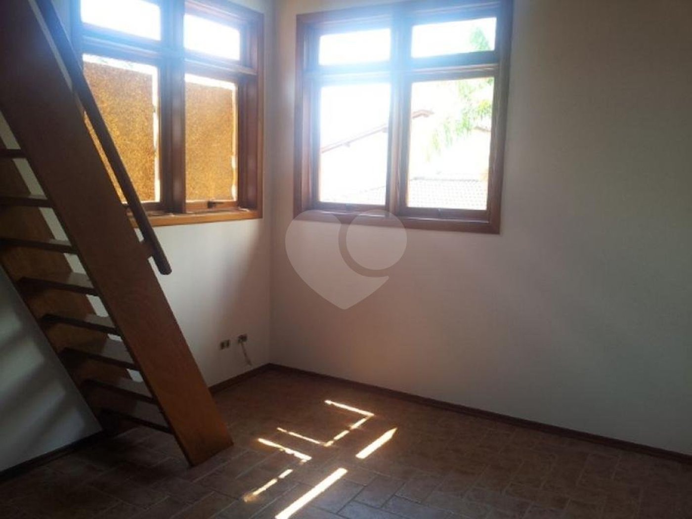 Sobrado à venda com 4 quartos, sendo 2 suítes, em Jardim Floresta, São Paulo, SP