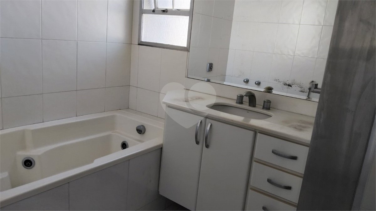 Apartamento à venda ou para alugar com 3 quartos, sendo 1 suíte, em Itaim Bibi, São Paulo, SP