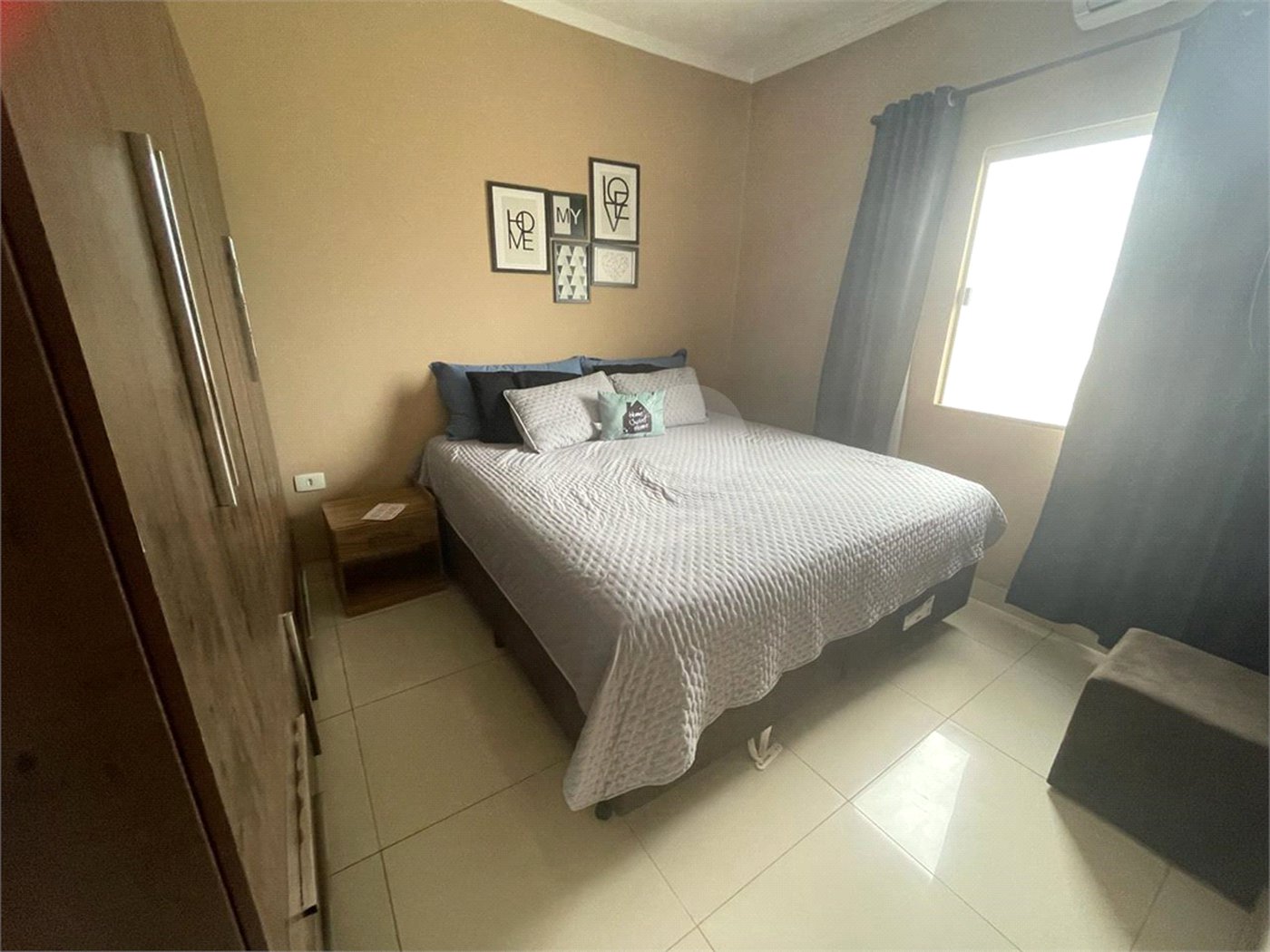 Sobrado à venda com 3 quartos, sendo 1 suíte, em Jardim Brasília, Três Lagoas, MS
