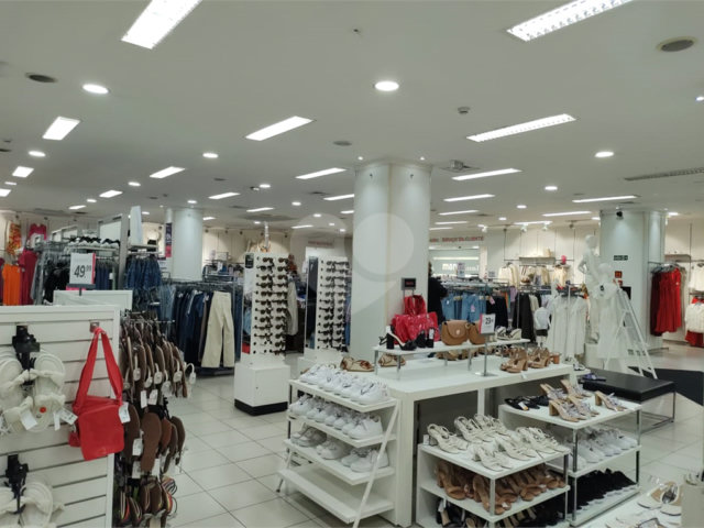 Loja à venda ou para alugar no Centro, São Paulo, SP