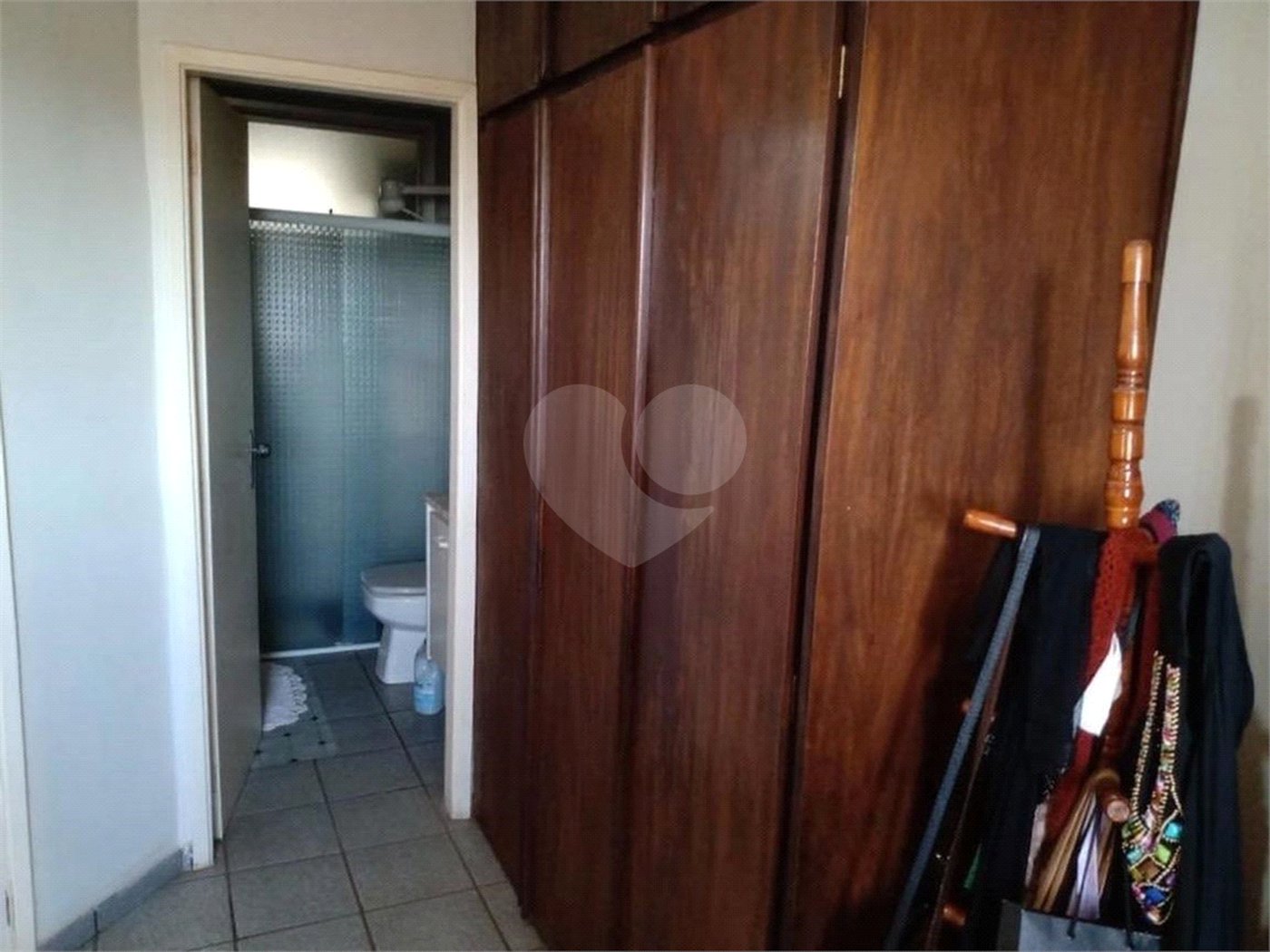 Apartamento à venda com 1 suíte em Jardim das Roseiras, Araraquara, SP