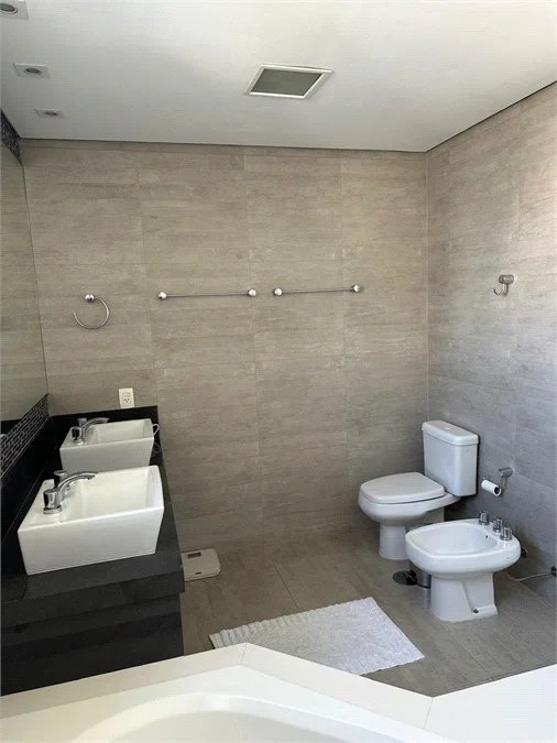 Apartamento à venda com 3 suítes em Vila Suzana, São Paulo, SP