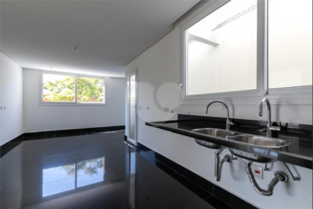 Casa à venda com 4 suítes no condomínio Porto Fino, São Paulo - SP