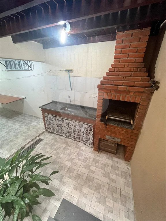 Sobrado à venda no bairro Osvaldo Cruz, São Caetano do Sul, 3 quartos (1 suíte), 3 vagas de garagem