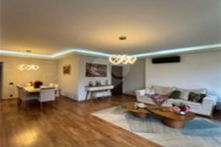 Apartamento à venda com 3 quartos, sendo 1 suíte, em Lagoa, Rio de Janeiro, RJ