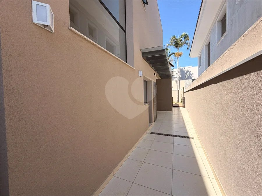 CASA À VENDA CONDOMINIO PORTAL BRAGANÇA | 4 SUÍTES | PISCINA