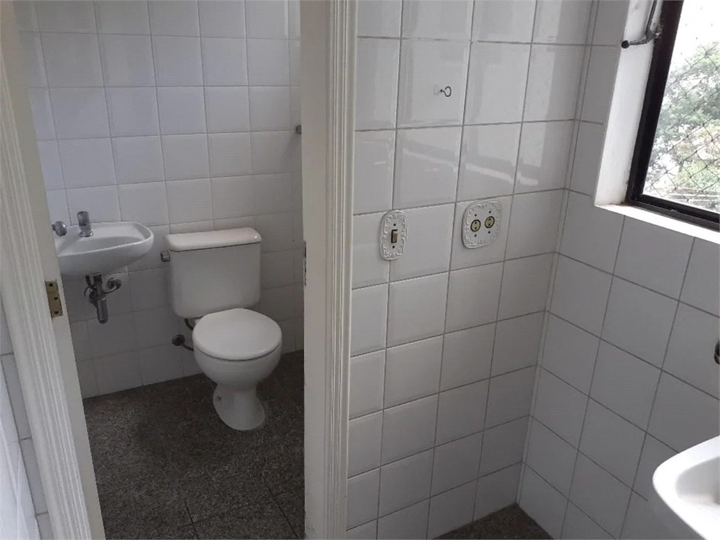 Apartamento à venda com 3 quartos, sendo 1 suíte,  em Morumbi, São Paulo, SP