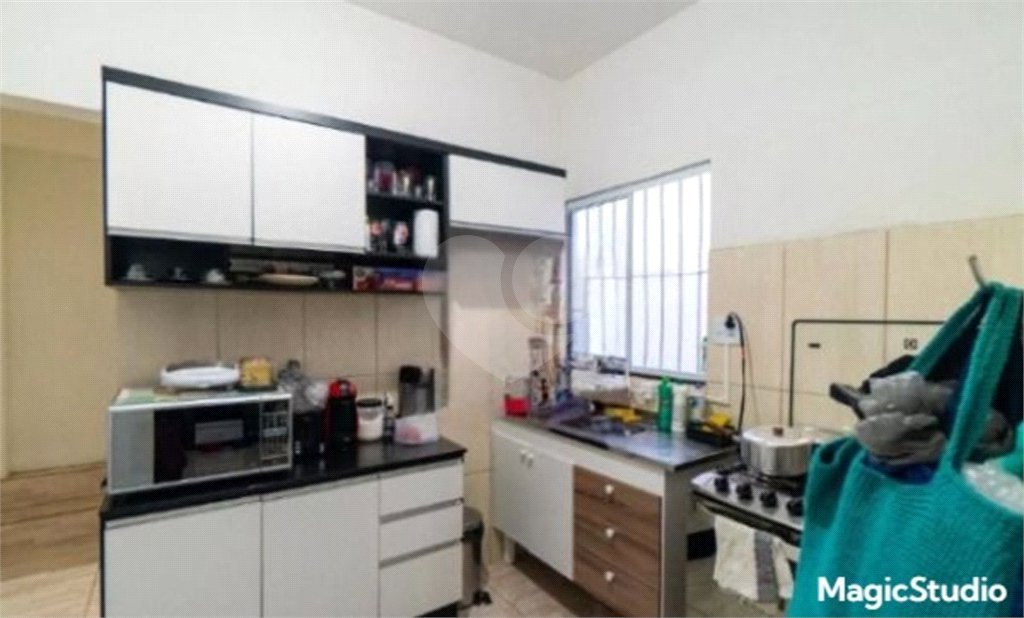 Casa com 200m² , 4 dormitórios , sendo 3 suítes , 2 vagas , à venda no Jabaquara.