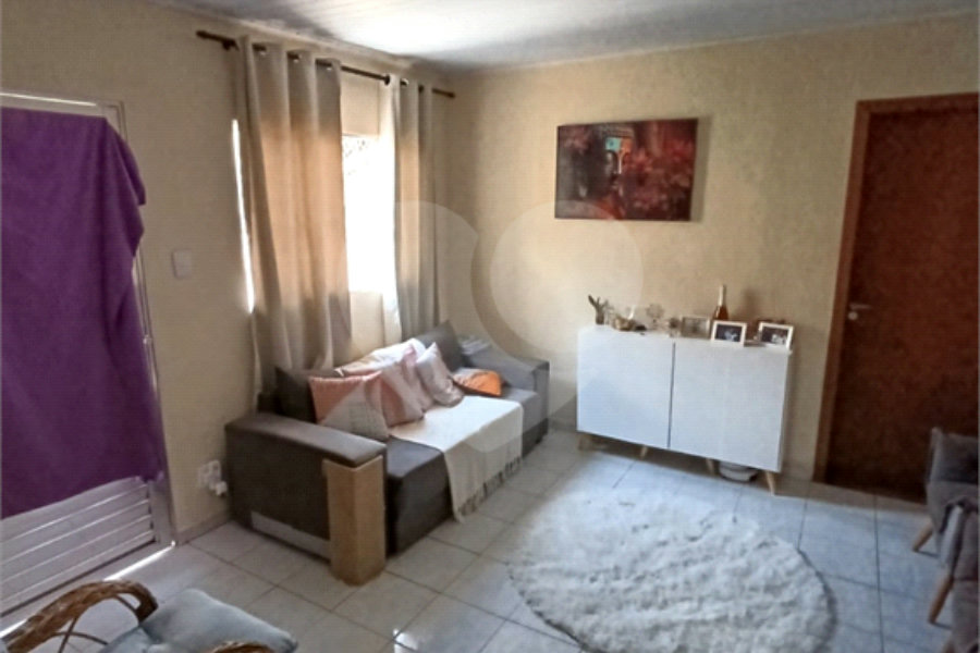 Casa Térrea à venda com 3 quartos em Horto, São Paulo, SP