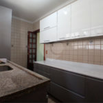 Casa à venda com 5 quartos, sendo 3 suítes, em Vila Santista, Atibaia, SP