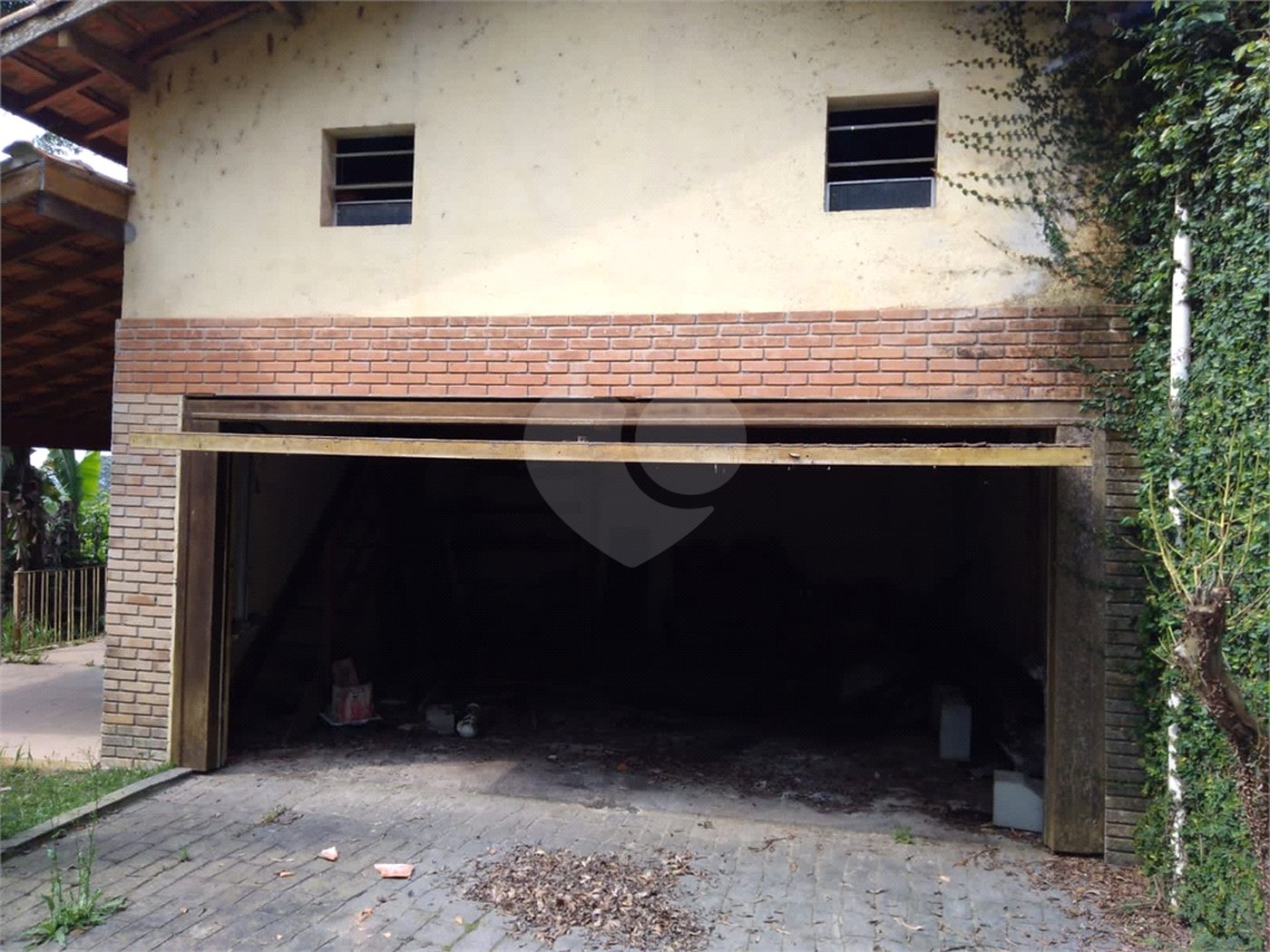 Casa à venda com 5 quartos, sendo 1 suíte, em Mantiqueira, Mairiporã, SP