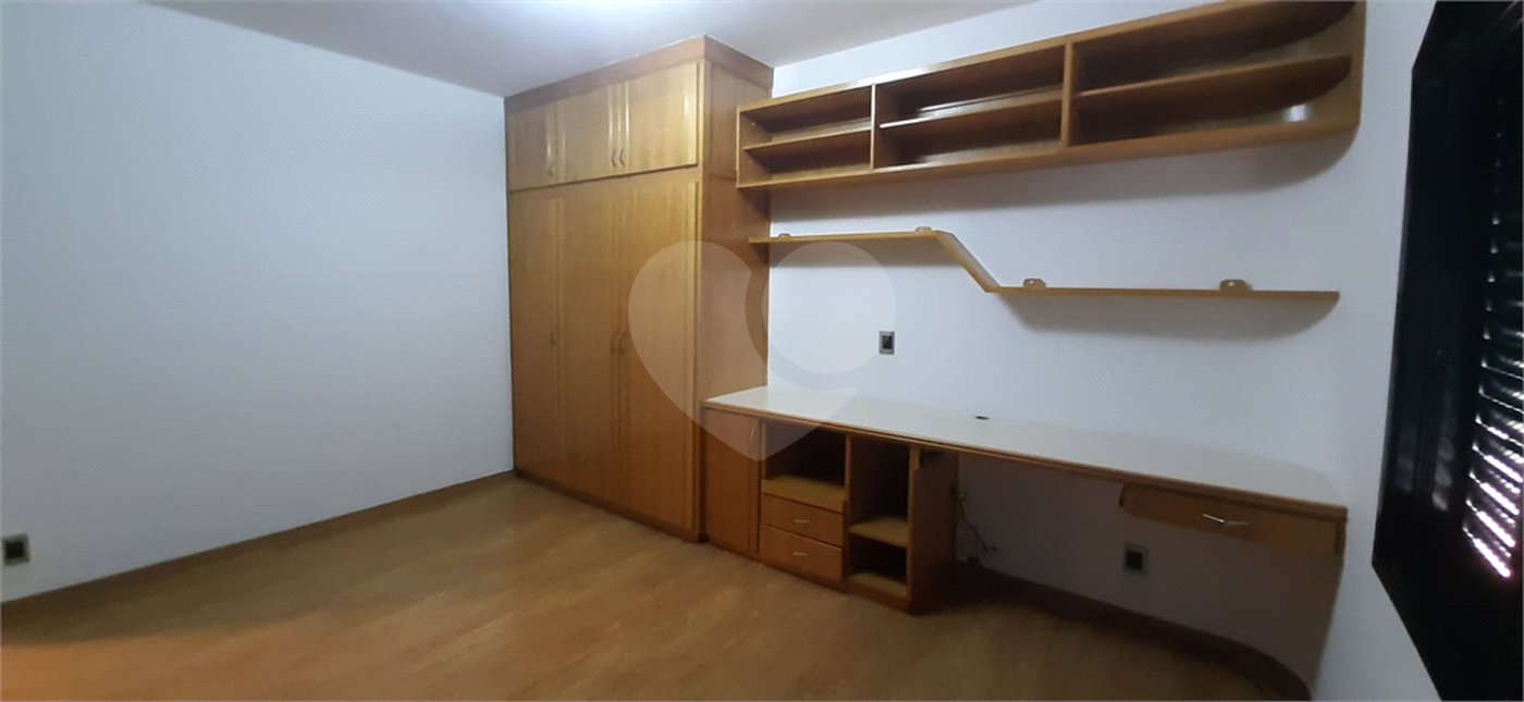 Sobrado à venda ou para alugar com 4 quartos, sendo 3 suítes,  em Jardim Franca, São Paulo, SP