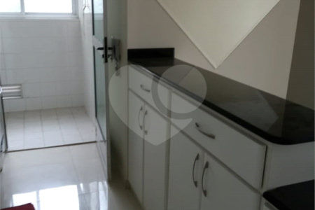 Apartamento à venda com 2 quartos em Vila Anastácio, São Paulo, SP