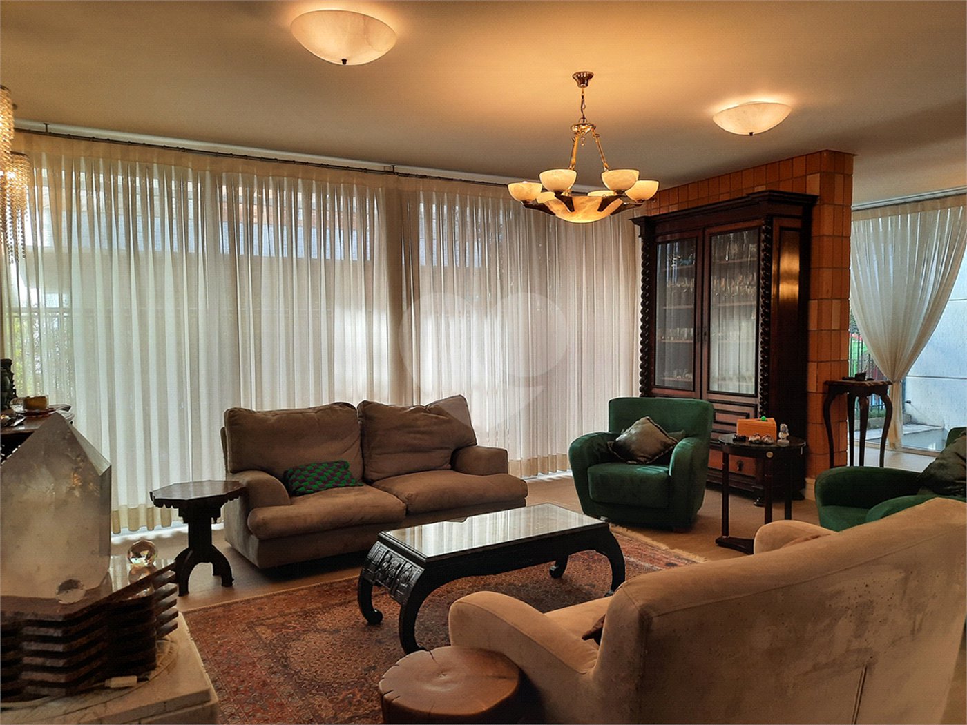Casa à venda com 4 suítes no condomínio Las Cumbres, São Paulo - SP
