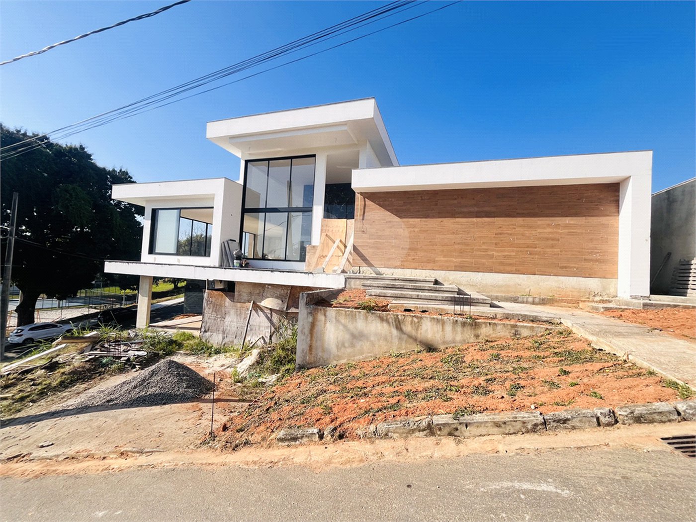 Casa à venda com 3 suítes no condomínio Residencial Green Ville, Rio de Janeiro - RJ