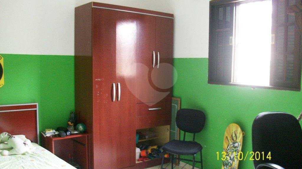 Sobrado à venda com 5 quartos, sendo 1 suíte, em Parada Inglesa, São Paulo, SP