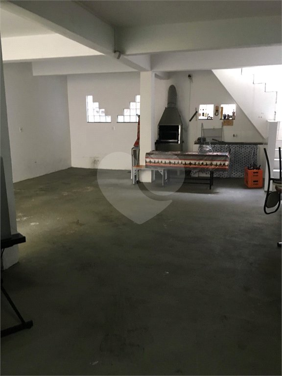 Sobrado à venda com 3 suítes em Vila Nivi, São Paulo, SP