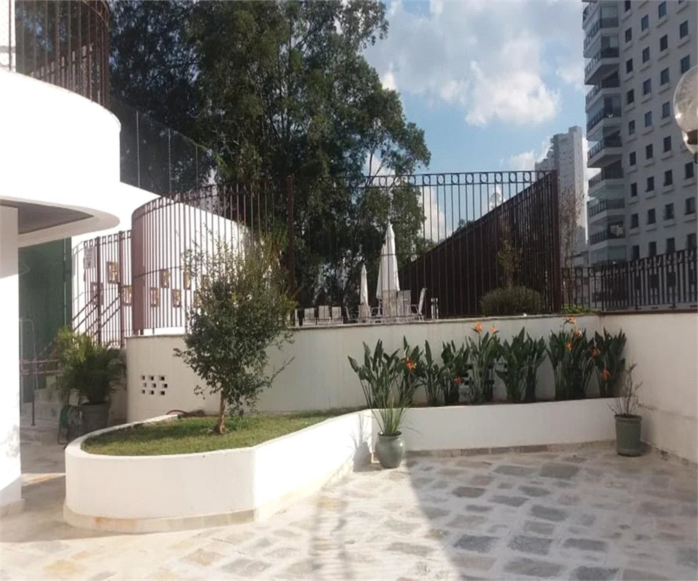 Apartamento à venda com 4 quartos, sendo 3 suítes,  em Vila Andrade, São Paulo, SP