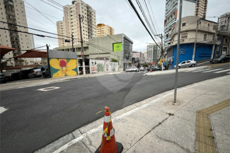 Terreno à venda em Santa Teresinha, São Paulo, SP