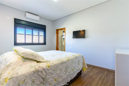 Casa à venda com 4 suítes no condomínio Residencial dos Lagos, Itupeva - SP