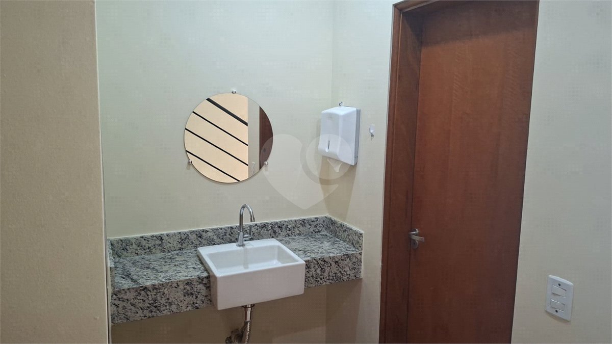 Salão Comercial para alugar no Centro, Atibaia, SP