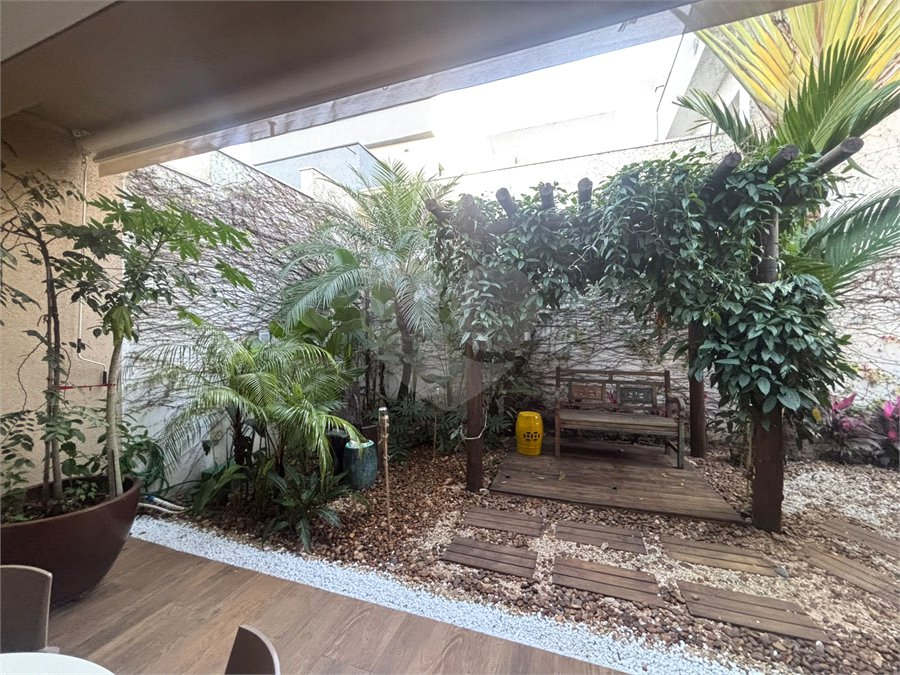 Casa à venda com 3 suítes no condomínio Residencial Chácara Ondina, Sorocaba - SP
