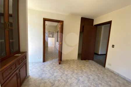 Casa à venda com 4 suítes em Alto da Boa Vista, São Paulo, SP