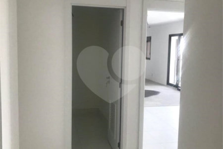 Apartamento à venda com 3 suítes em Paraíso, São Paulo, SP