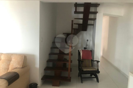 Duplex à venda com 5 quartos, sendo 4 suítes, em Aviação, Praia Grande, SP