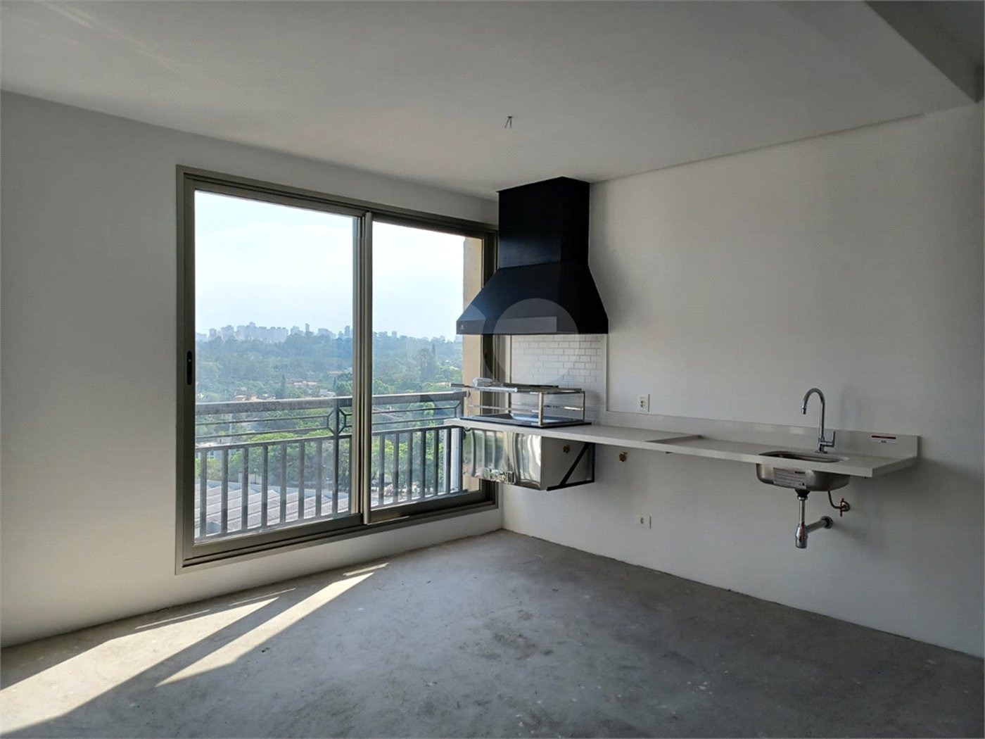 Apartamento à venda com 4 suítes em Real Parque, São Paulo, SP