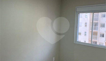 Apartamento à venda com 2 quartos em Parque Imperial, Ferraz de Vasconcelos, SP