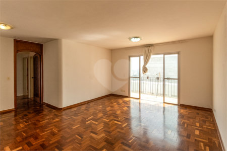 Apartamento à venda com 3 quartos, sendo 2 suítes, em Água Branca, São Paulo, SP