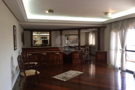 Apartamento à venda com 4 suítes em Bosque da Saúde, São Paulo, SP