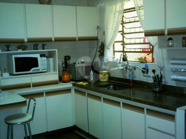 Sobrado à venda com 3 quartos, sendo 1 suíte,  em Horto, São Paulo, SP