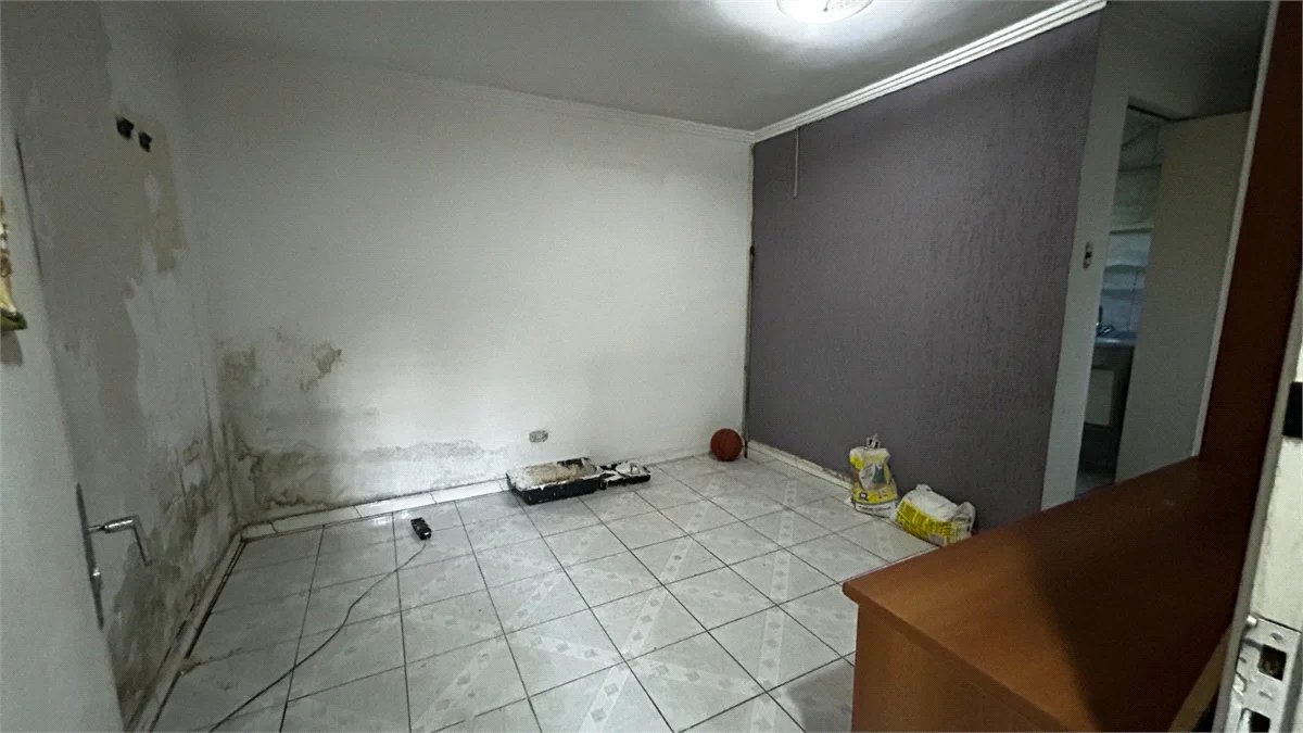 Sobrado à venda com 3 quartos, sendo 2 suítes, em Cidade São Francisco, São Paulo, SP