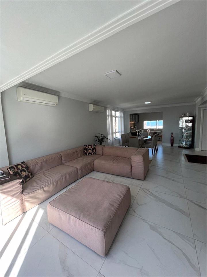 Apartamento Residencial à venda, Gonzaga, Santos - AP0199.