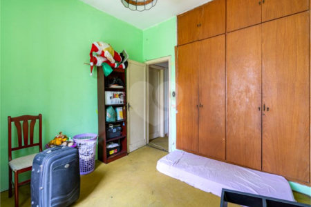 Sobrado à venda com 4 quartos, sendo 1 suíte, em Jardim das Acácias, São Paulo, SP