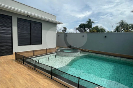 Casa à venda ou para alugar com 4 suítes no condomínio Jardim Salto Grande, Araraquara - SP