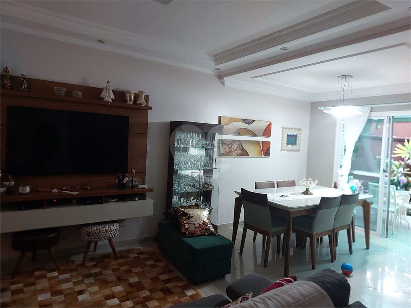 Casa à venda com 3 quartos, sendo 1 suíte, no condomínio Algarve Residencial, São Paulo - SP