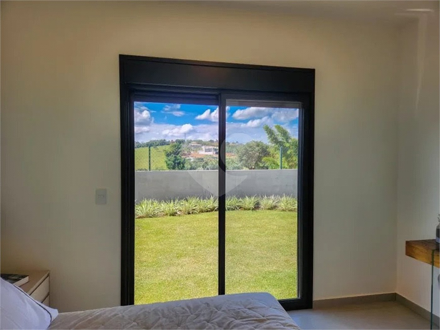 Casa à venda com 3 quartos, sendo 1 suíte, no condomínio Residencial Consoli, Atibaia - SP