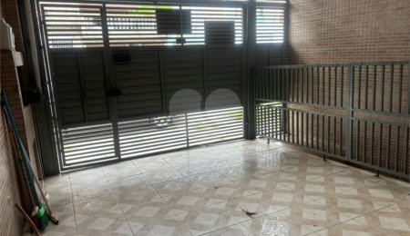 Casa à venda com 3 quartos, sendo 1 suíte,  em Jardim Catarina, São Paulo, SP