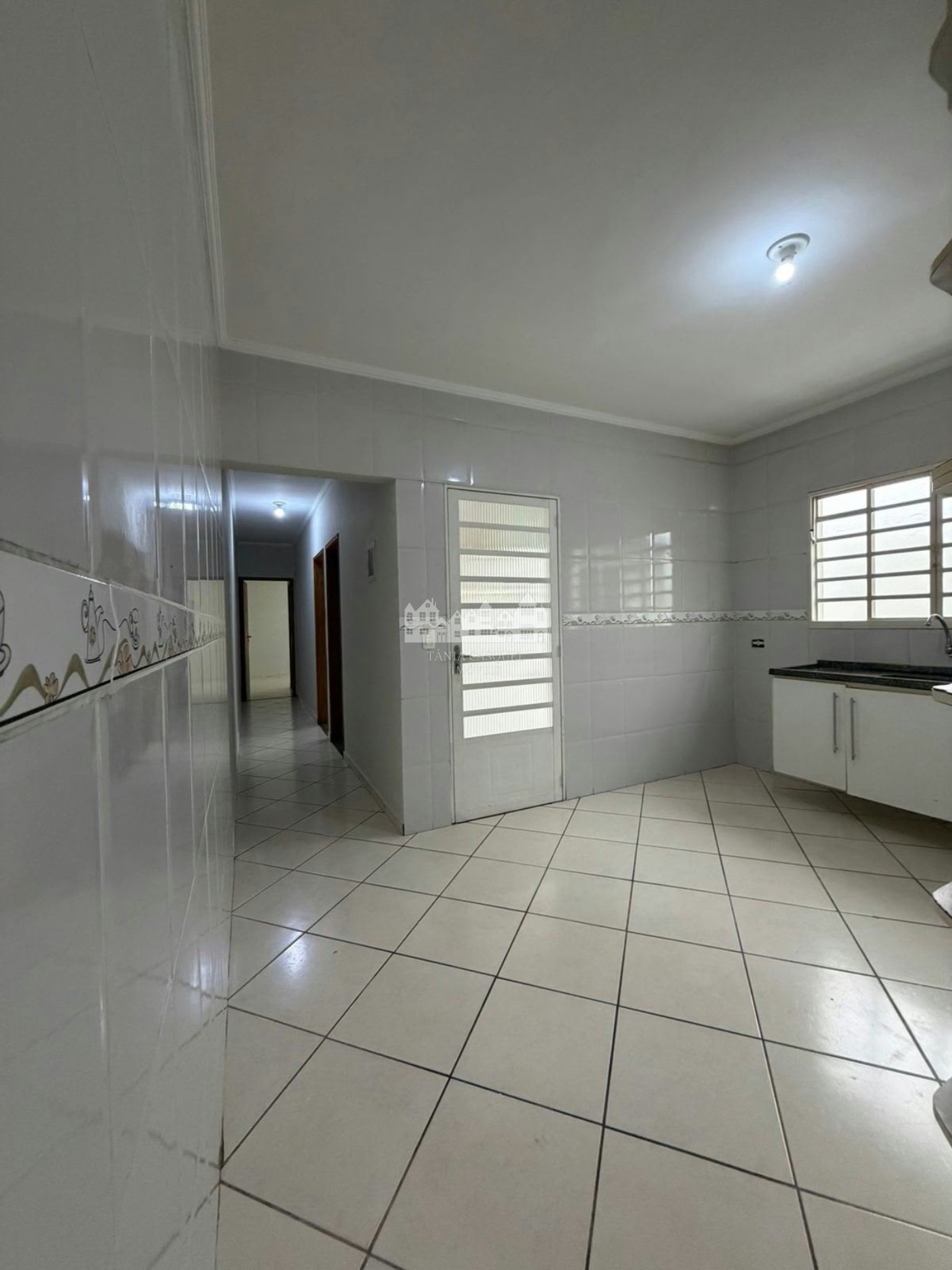 Casa para alugar com 2 quartos, sendo 1 suíte, em Ponte, Atibaia, SP