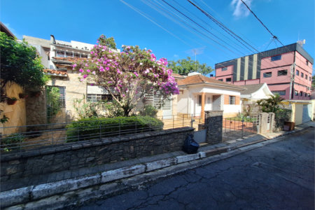 Casa à venda com 4 quartos em Jardim Leonor Mendes de Barros, São Paulo, SP