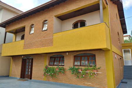 Casa à venda com 4 quartos, sendo 2 suítes, em Parque dos Príncipes, São Paulo, SP