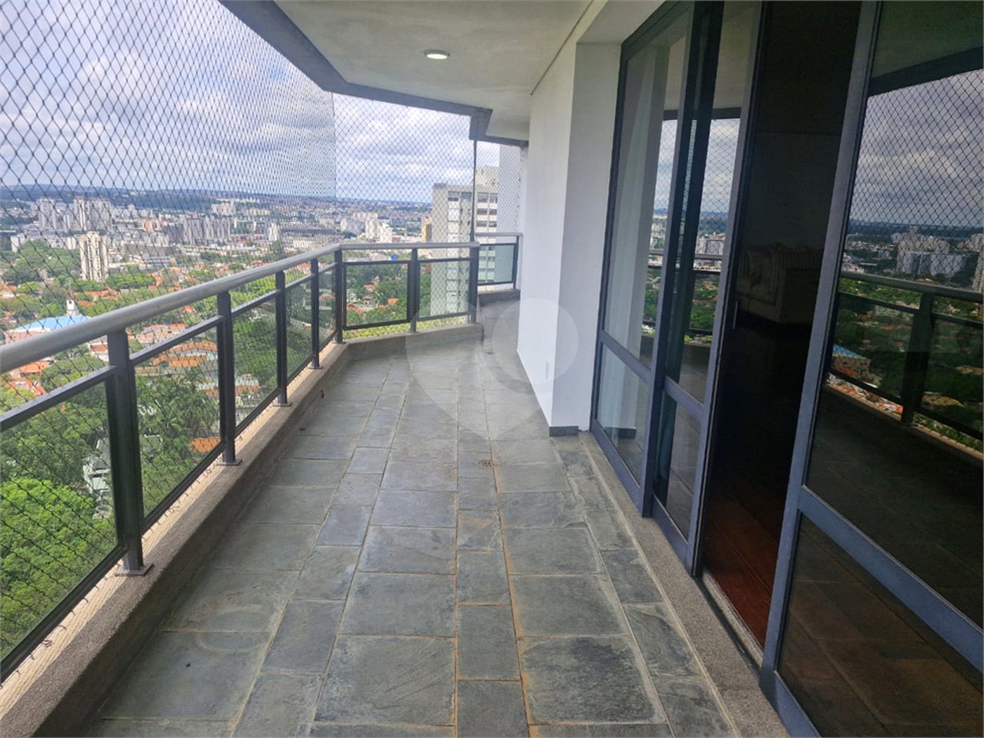 Apartamento para alugar com 4 suítes em Santo Amaro, São Paulo, SP