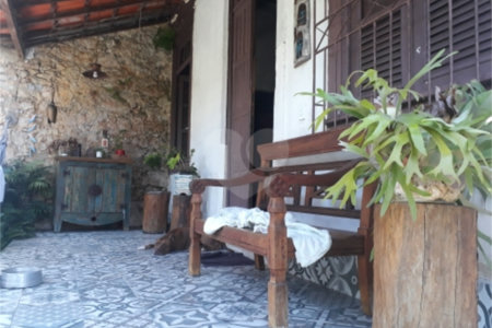 Casa à venda com 3 quartos em Santa Teresa, Rio de Janeiro, RJ